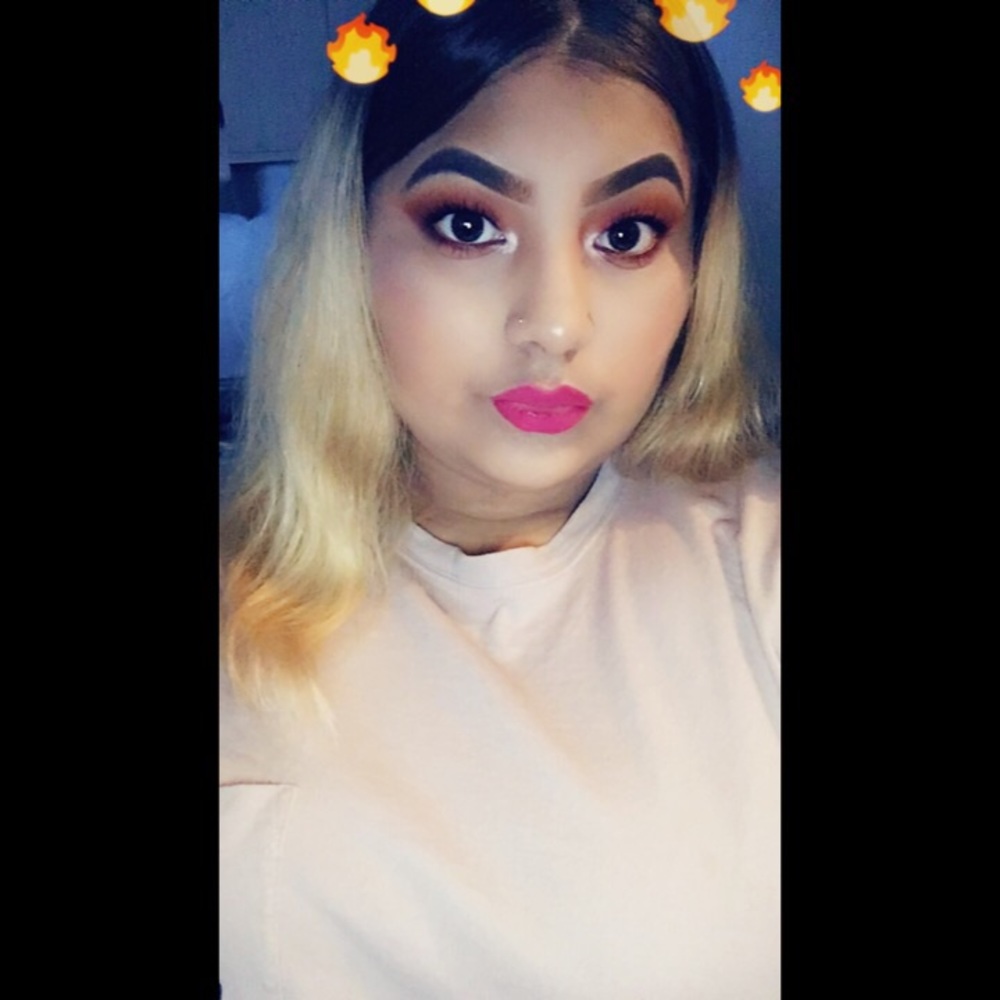 Meet your Posher, Perla